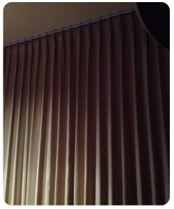 curtains_07
